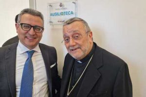 Domenico Pizzi e l'arcivescovo Valentinetti